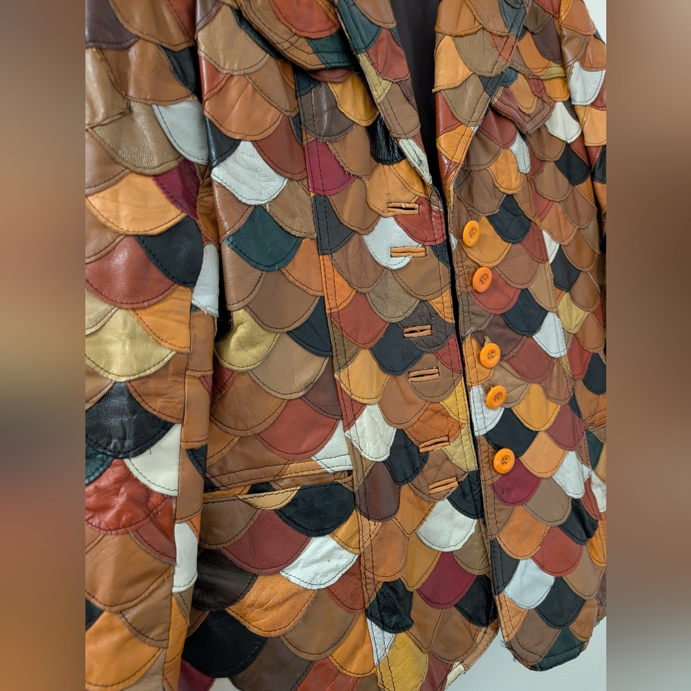 Scalloped Leather Blazer Jacket - Picture 2 of 4